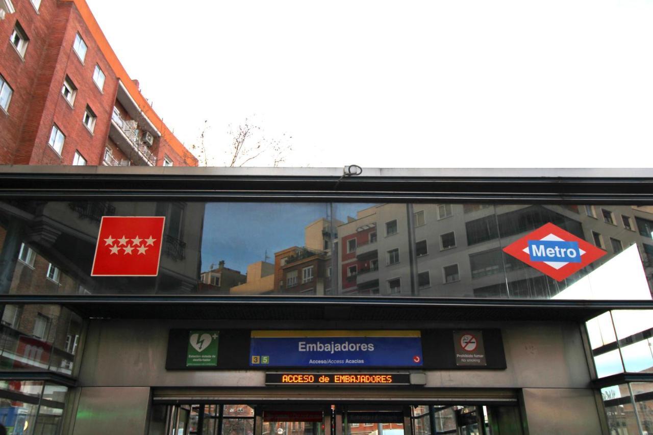 Apartamento En Embajadores Madrid Exteriör bild